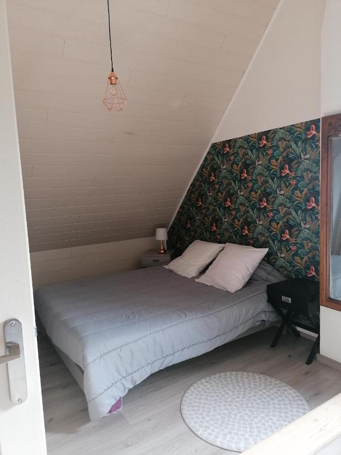 A La Maison Du Bonheur Audruicq Bagian luar foto